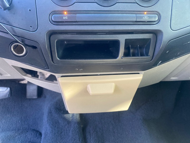 2008 Ford Super Duty F-350 DRW XL LOW MILES 43,076 4WD in ,