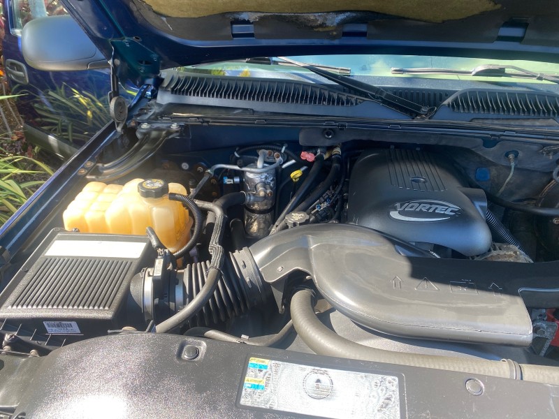 2003 Chevrolet Suburban LT 1 OWNER NO ACCIDENTS in ,