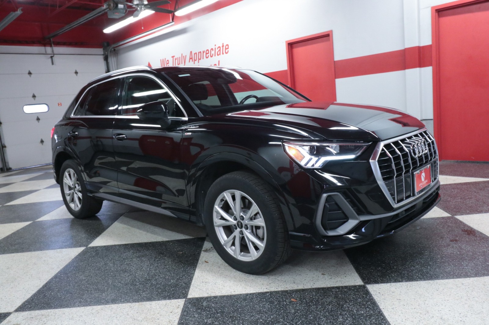 Used Car 2023 Audi Q3  S Line Premium For Sale Under $25,000 In Austin, Texas