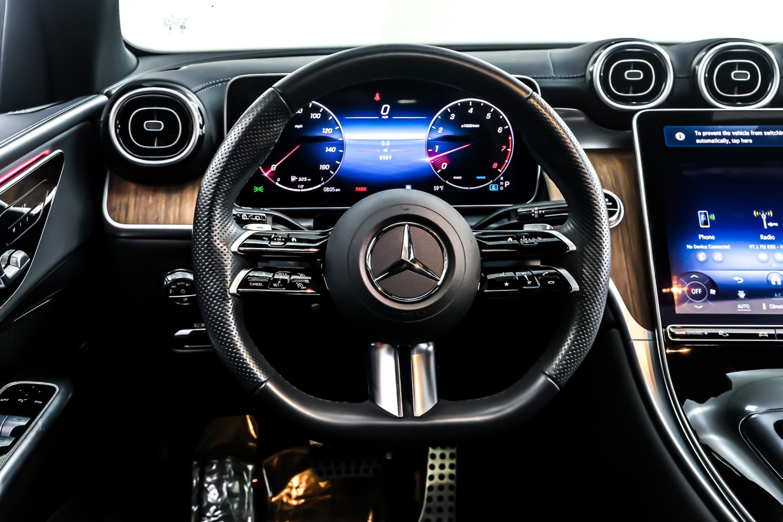 Used 2024 Obsidian Black Metallic Mercedes-Benz GLC 300 4MATIC® SUV image 18