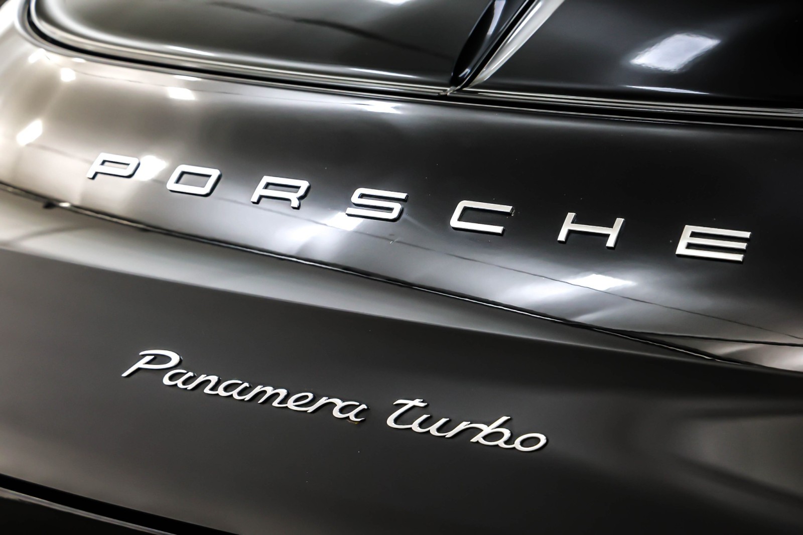 Used 2015 Jet Black Metallic Porsche 4dr HB Turbo image 8