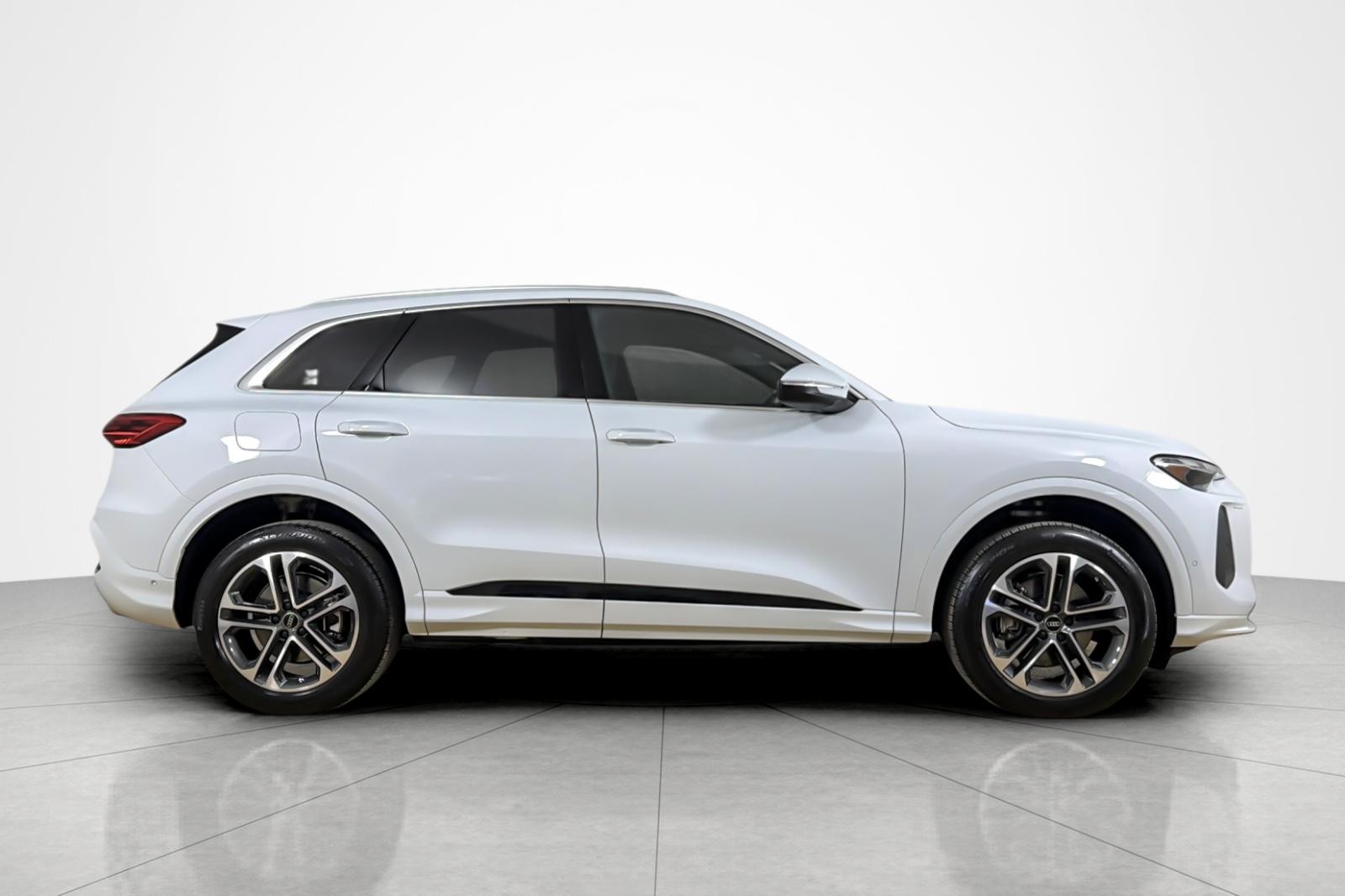 Used 2026 Glacier White Metallic Audi Premium 2.0 TFSI quattro image 6