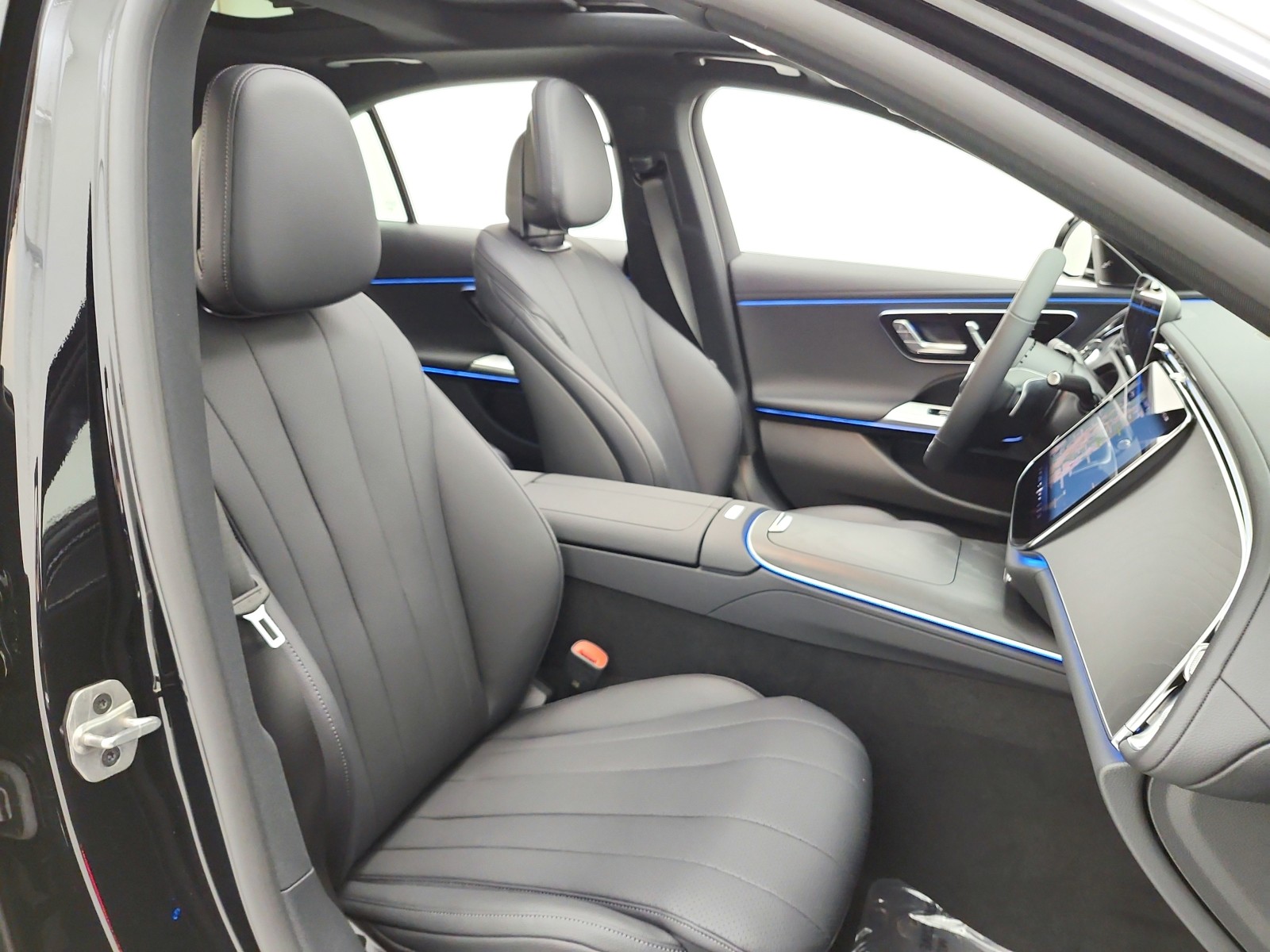 New 2026 Black Mercedes-Benz E 350 image 14
