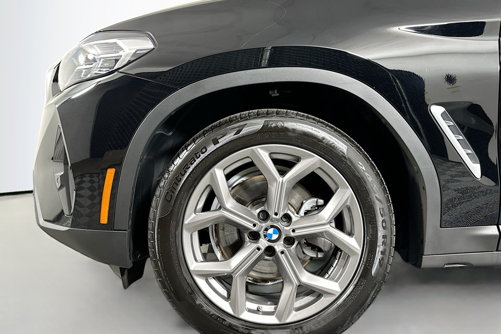 Used 2024 Jet Black BMW sDrive30i image 12