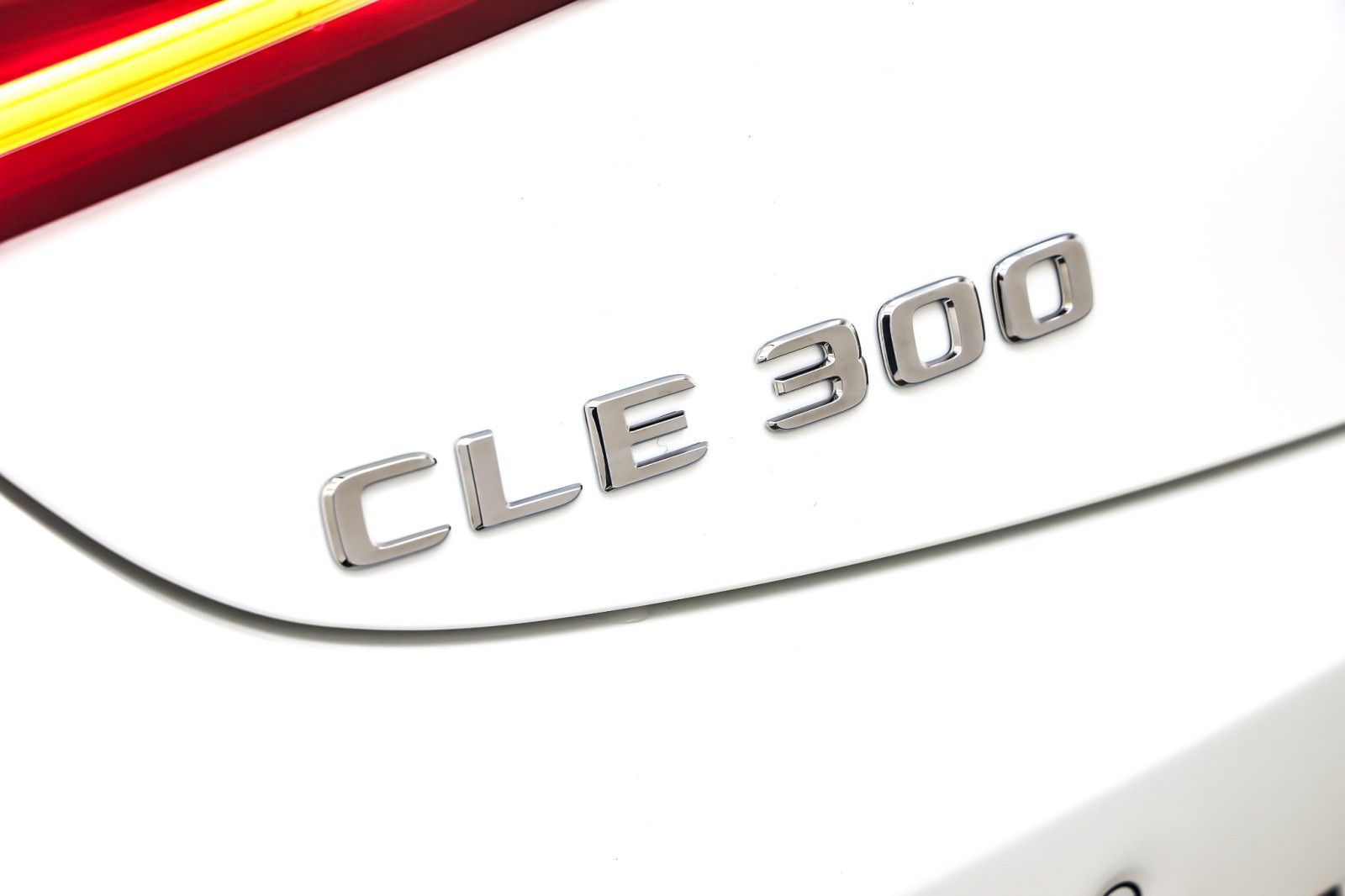 New 2026 Polar White Mercedes-Benz CLE 300 image 10