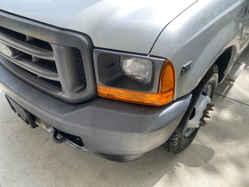 2001 Ford Super Duty F-350 DRW XL 1 OWNER LOW MILES 14,269 in , 