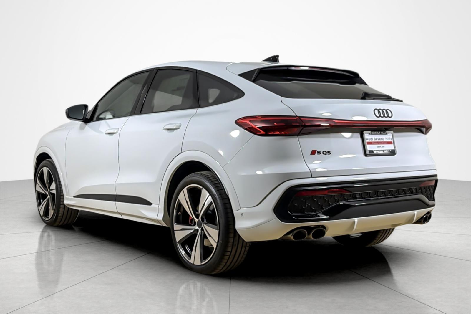 New 2026 Glacier White Metallic Audi Premium Plus 3.0 TFSI quattro image 4