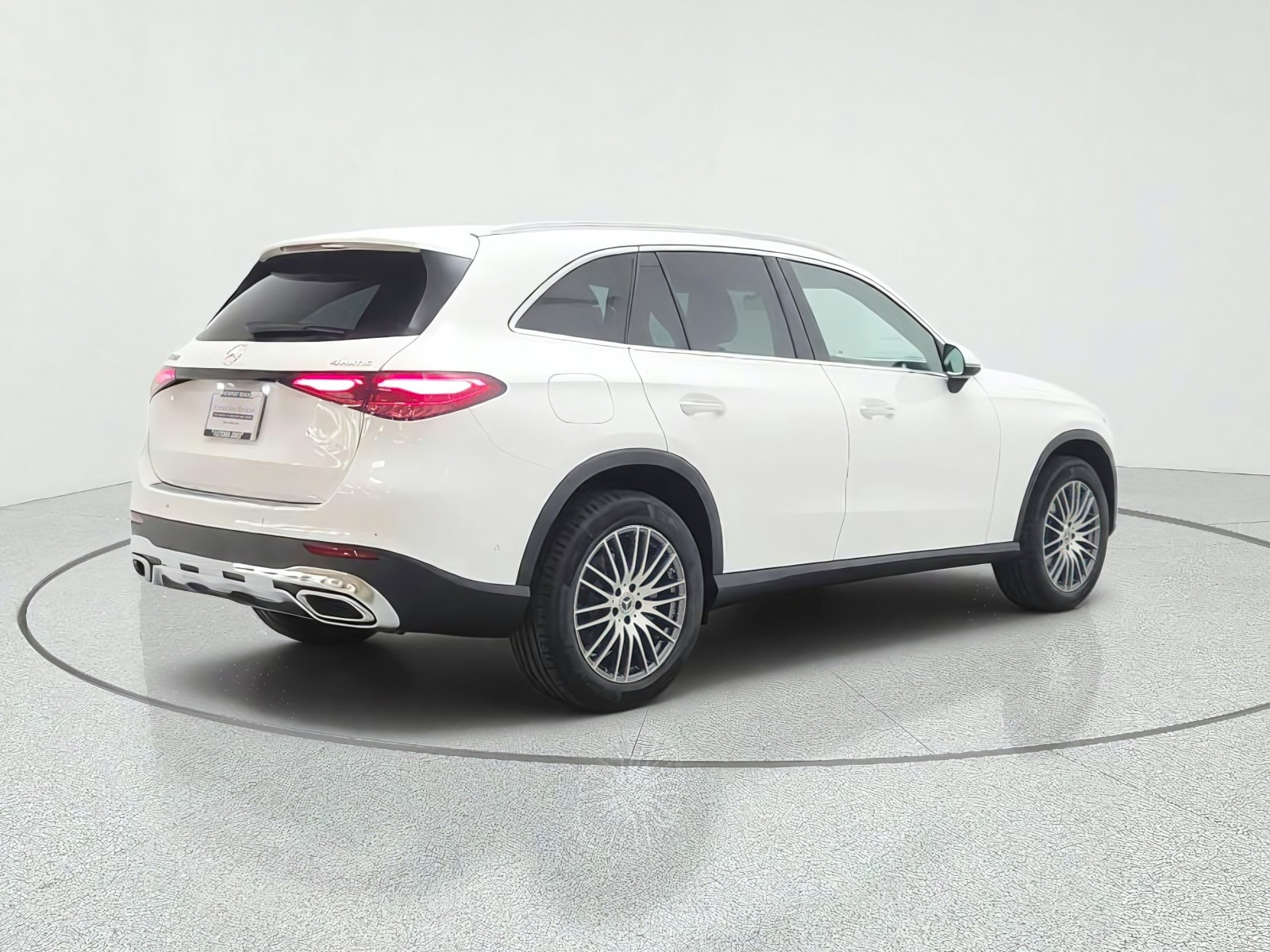 New 2026 Polar White Mercedes-Benz GLC 300 4MATIC® SUV image 5