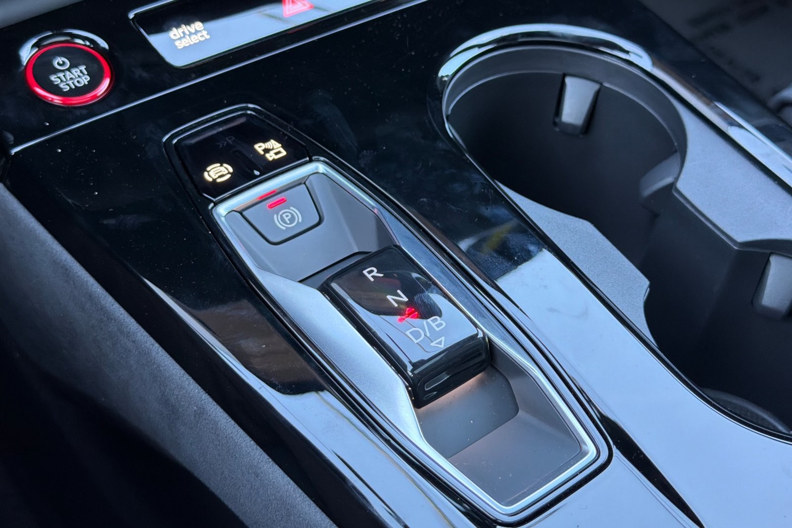 New 2027 Daytona Gray Pearl Effect Audi Premium Plus quattro image 21