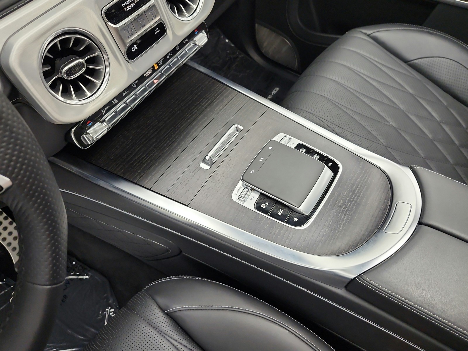 Certified Used 2025 Obsidian Black Metallic Mercedes-Benz AMG® G 63 SUV image 11