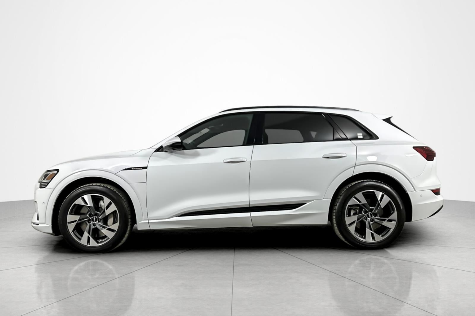 Used 2023 Glacier White Metallic Audi Premium quattro image 2