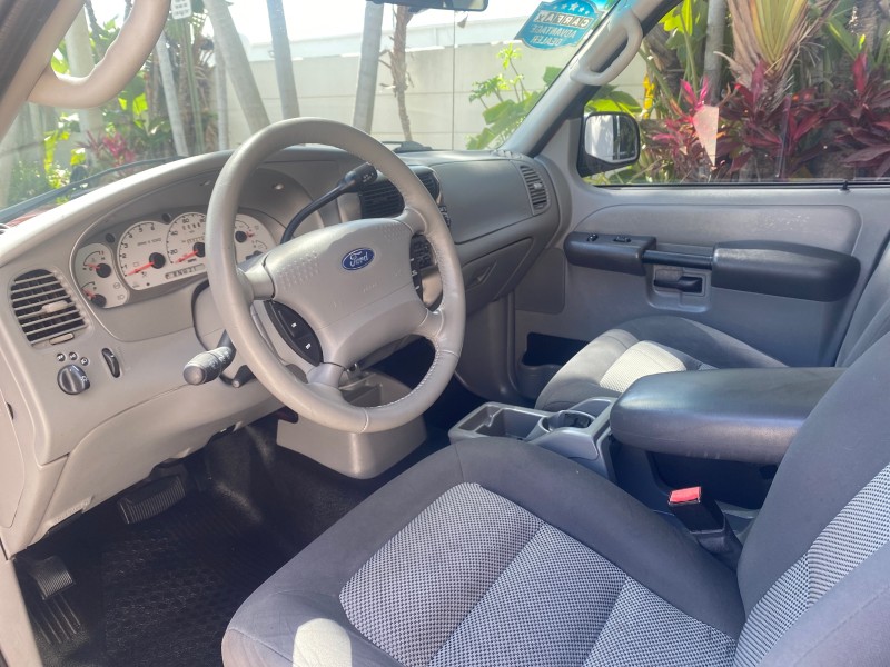 2003 Ford Explorer Sport Trac XLT LOW MILES 59,213 in , 