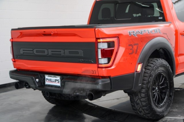 2021 Ford F-150 Raptor 11