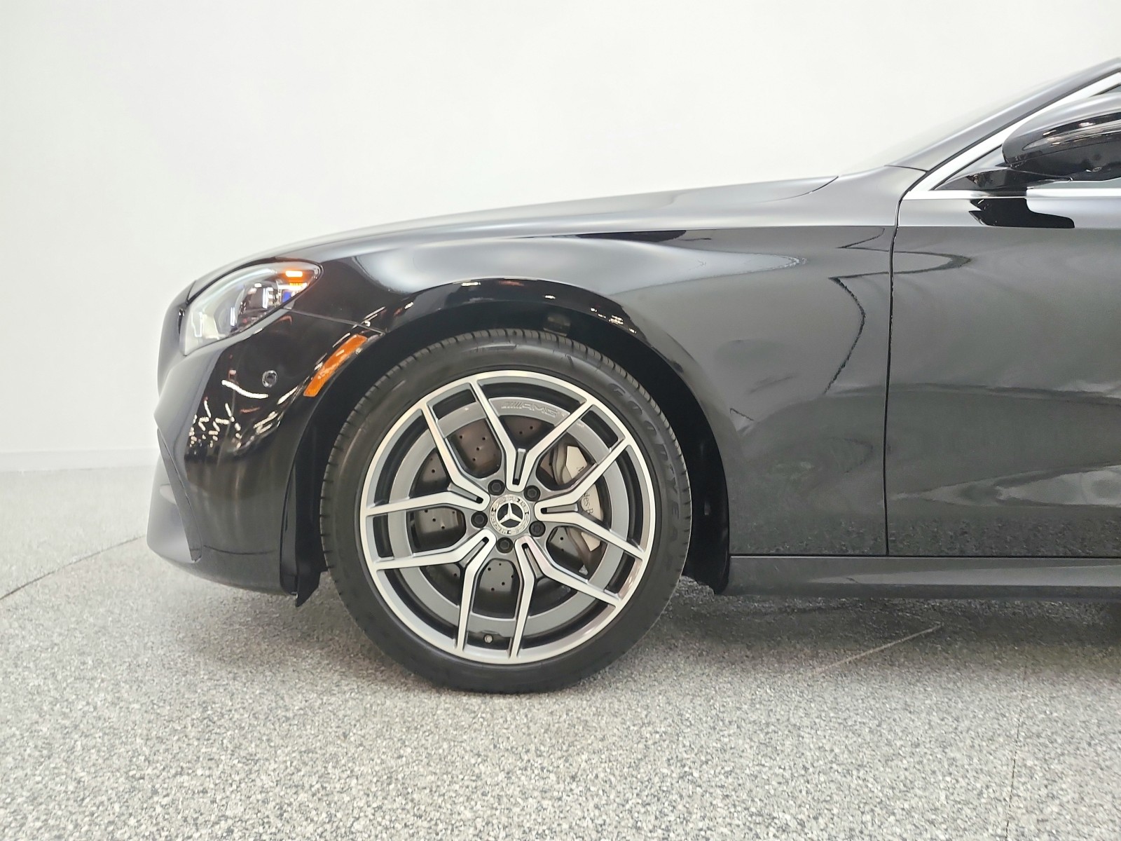 Used 2022 Black Mercedes-Benz E 450 4MATIC® Sedan image 23