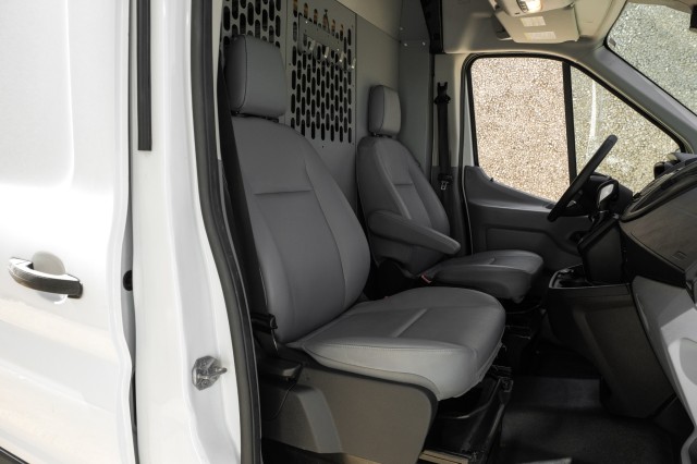 2019 Ford Transit Van  26