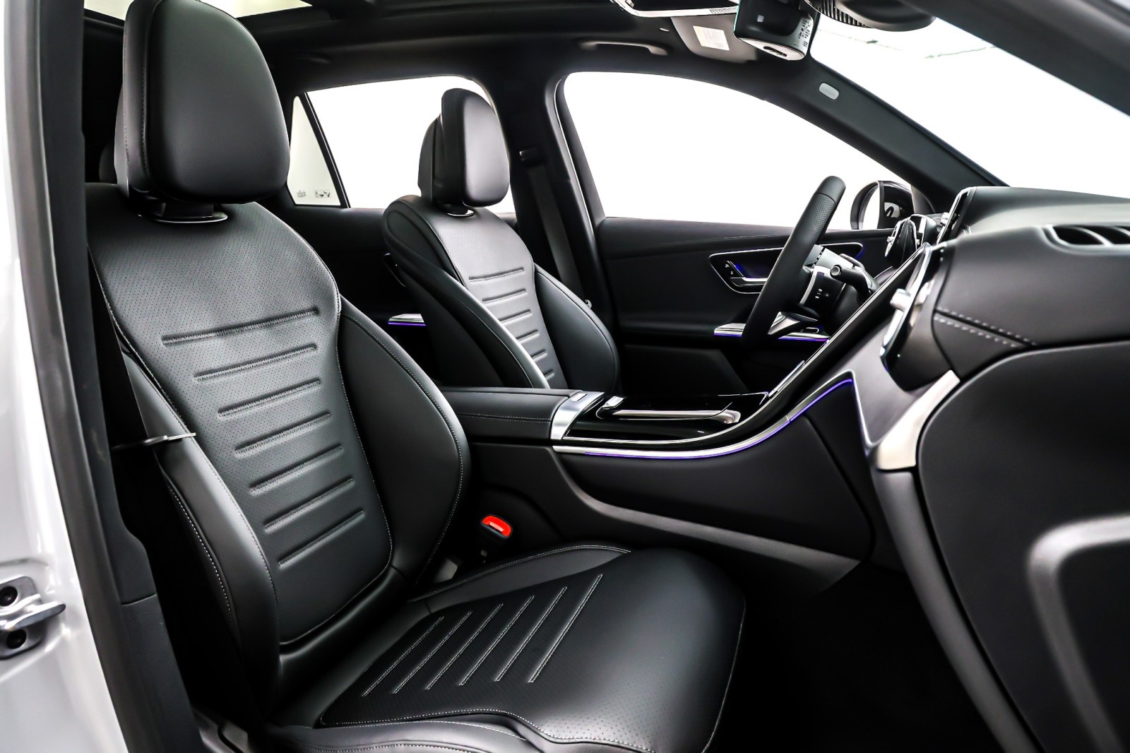 New 2026 MANUFAKTUR Alpine Grey Mercedes-Benz GLC 300 image 7