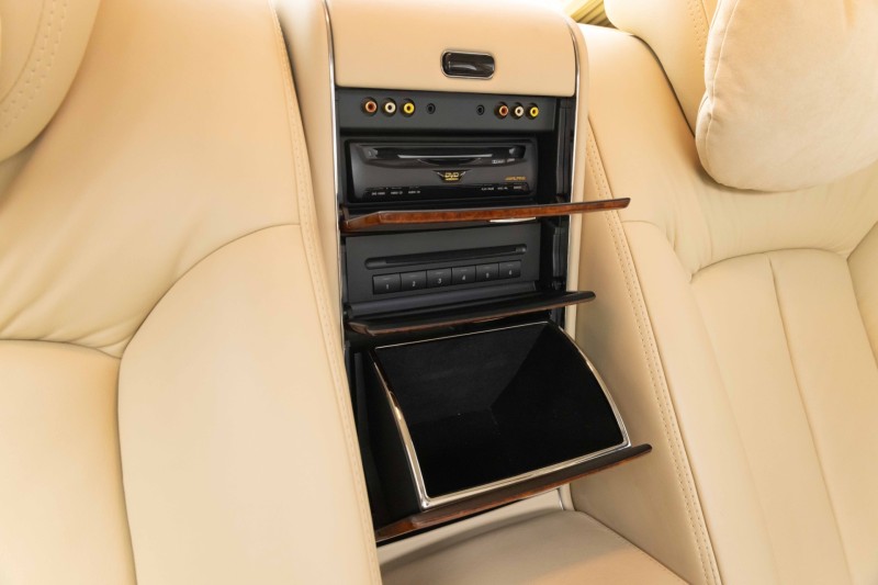 2004 Maybach 57 SWB in , 