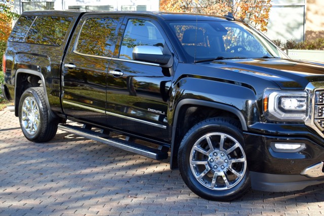 2016 GMC Sierra 1500 Navi Leather Sunroof Heated F/Seats Lane Assist Rear Camera MSRP $57,355 4