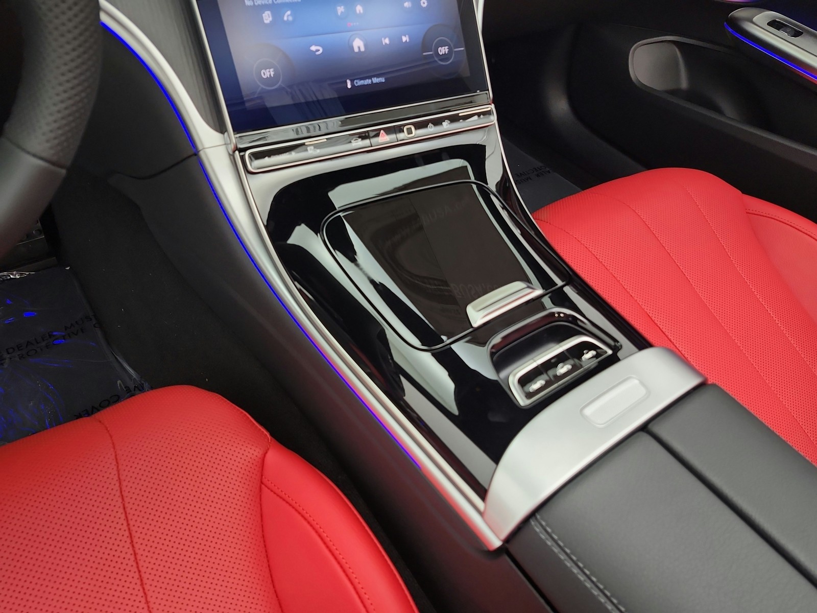 New 2026 MANUFAKTUR Graphite Grey Magno Mercedes-Benz CLE 300 image 9