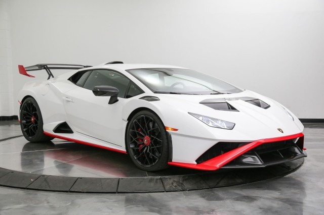 2022 Lamborghini Huracan STO  7