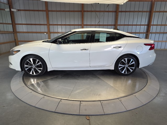 Pearl White 2018 Nissan Maxima Sedan Front-Wheel Drive Automatic
