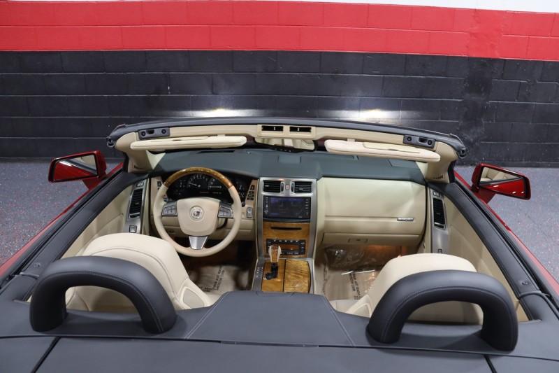 2008 Cadillac XLR Platinum 2dr Convertible in , 