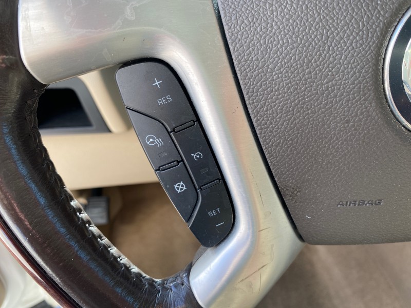 2010 Cadillac Escalade SUNROOF NAV Premium LOW MILES 66,933 in ,