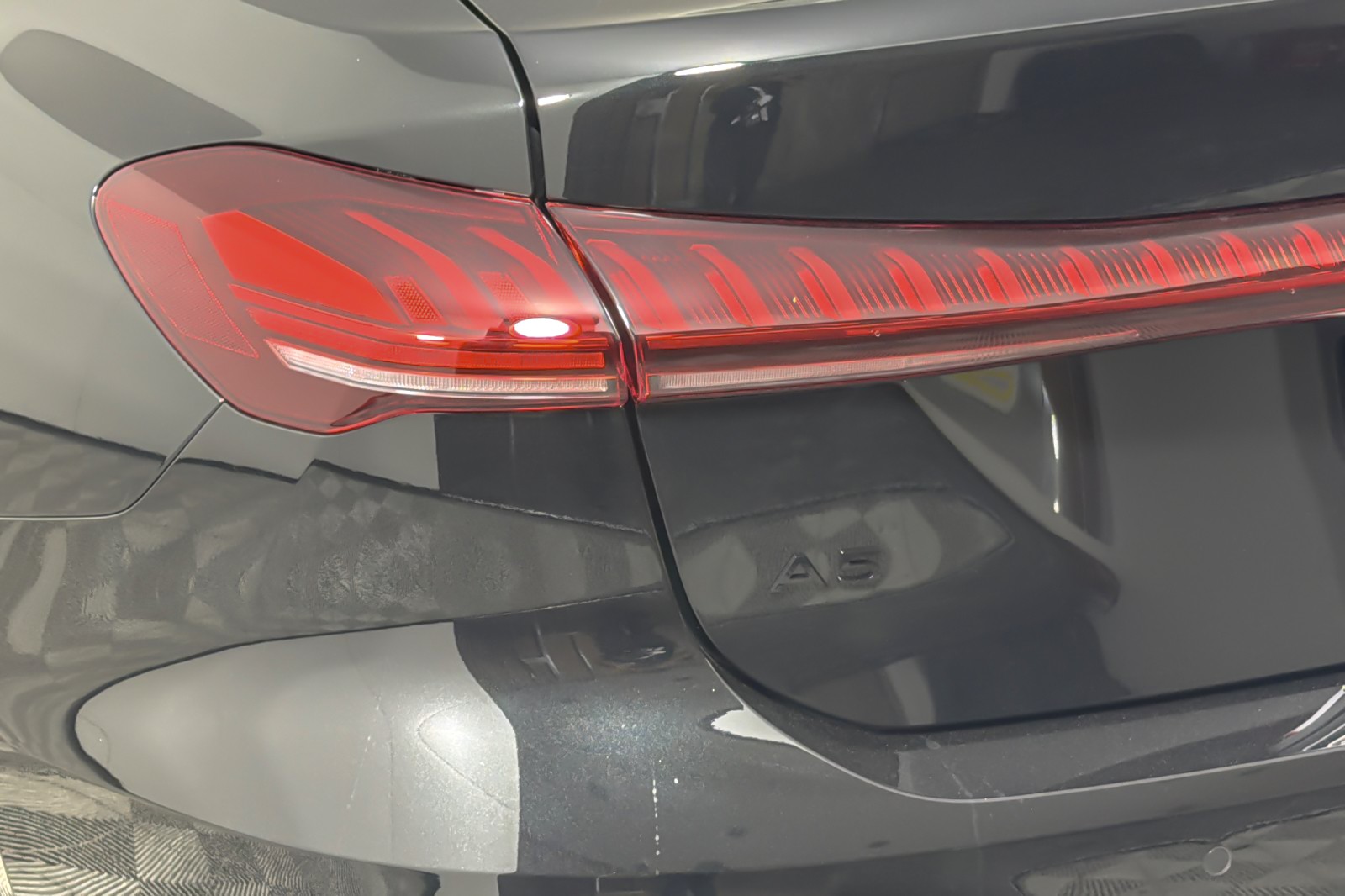 New 2026 Mythos Black Metallic Audi Premium 2.0 TFSI quattro image 11