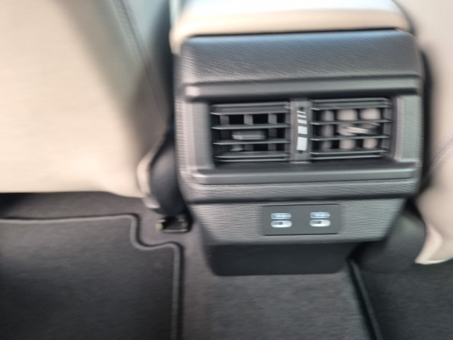 HondaAccord Hybrid37