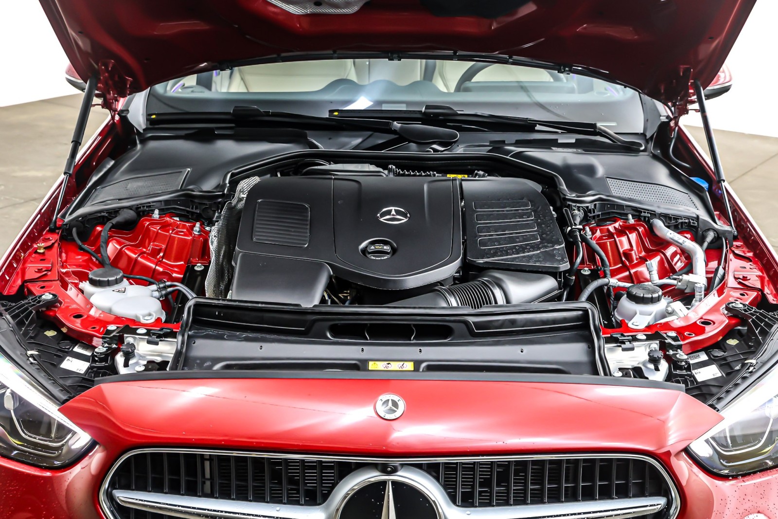 New 2026 MANUFAKTUR Patagonia Red Metallic Mercedes-Benz C 300 image 11