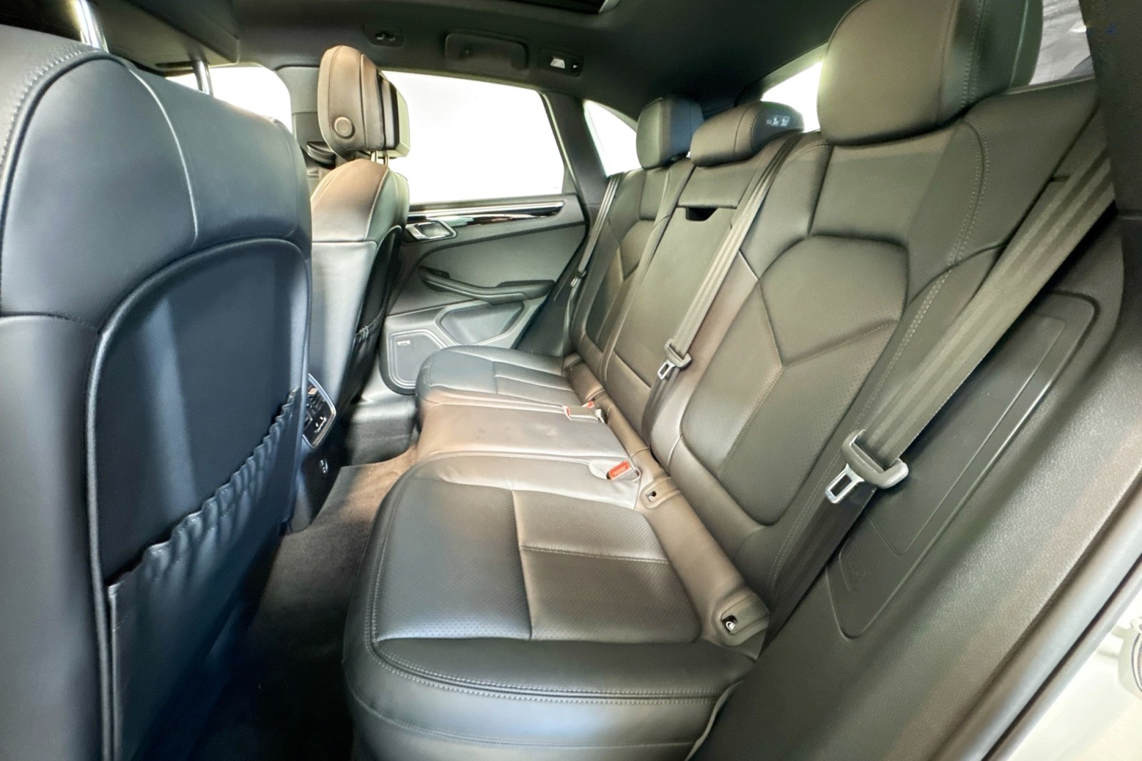 Used 2024 White Porsche T image 22