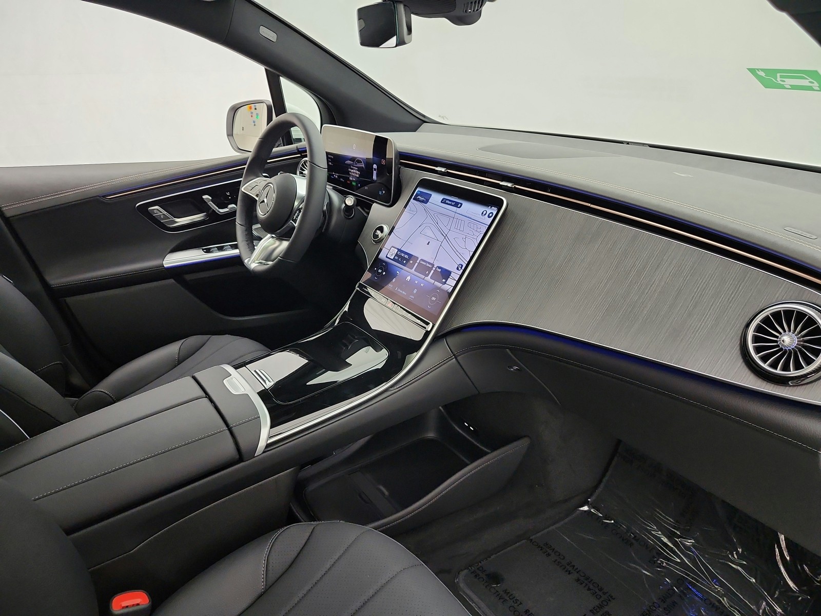 New 2026 Polar White Mercedes-Benz EQE 320+ image 13