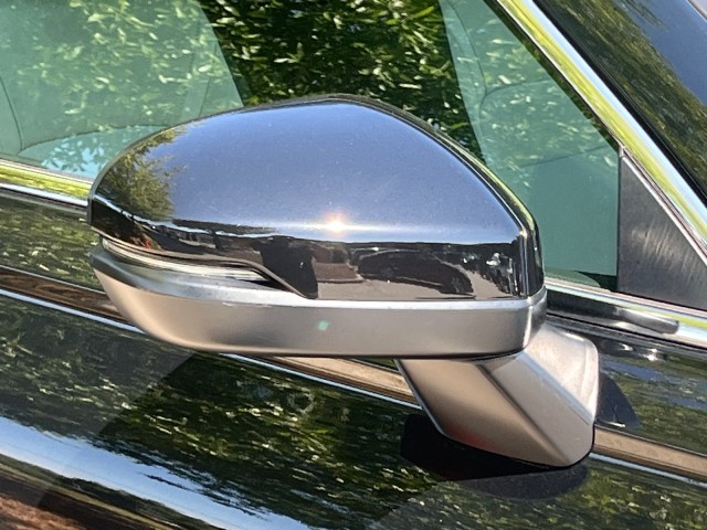 HondaCR-V12