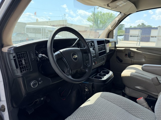 2009 Chevrolet  3500  12'  Mobile Office w 7K Onan Gen & Ladder Racks in , 