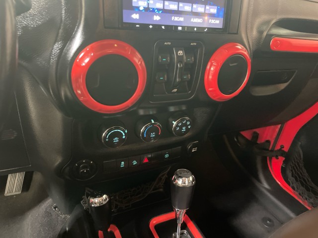 2017 Jeep Wrangler Unlimited Rubicon 4WD V6 Custom in , 