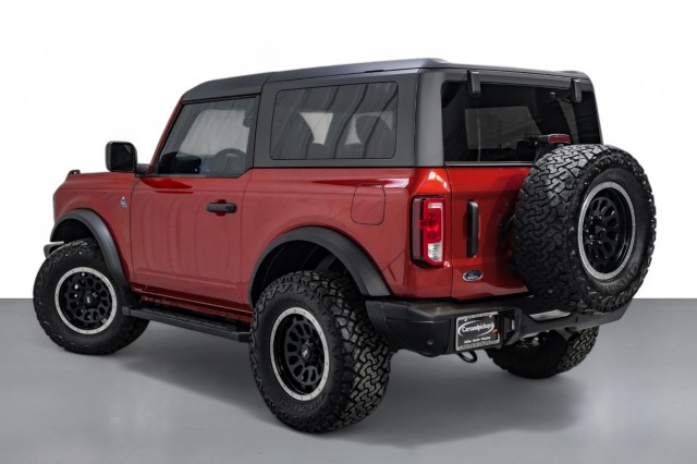 2023 Ford Bronco Black Diamond 8