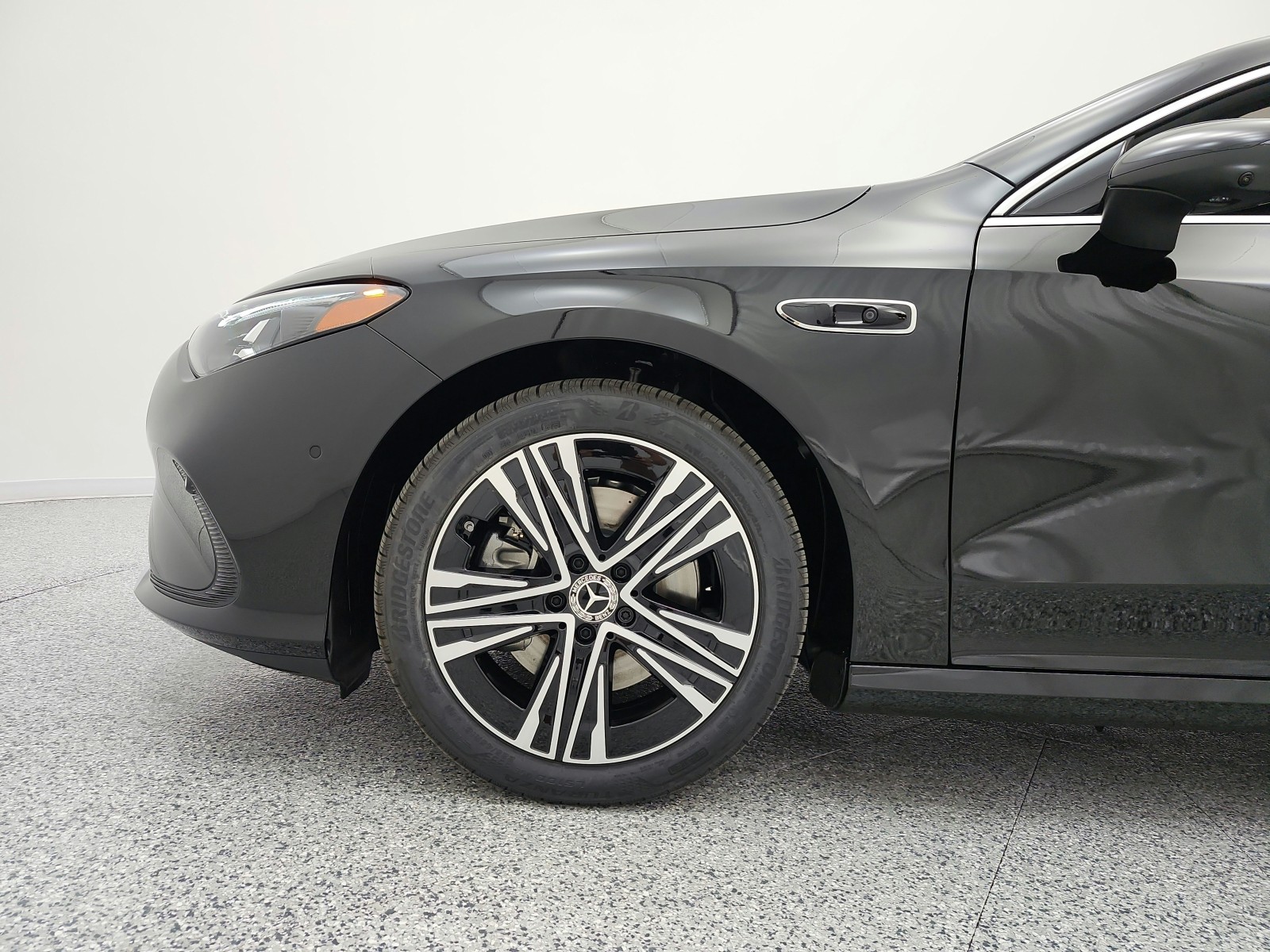 New 2027 Night Black Mercedes-Benz CLA 220 Hybrid FWD image 13