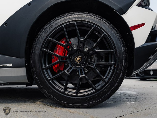 Lamborghini Huracan Sterrato