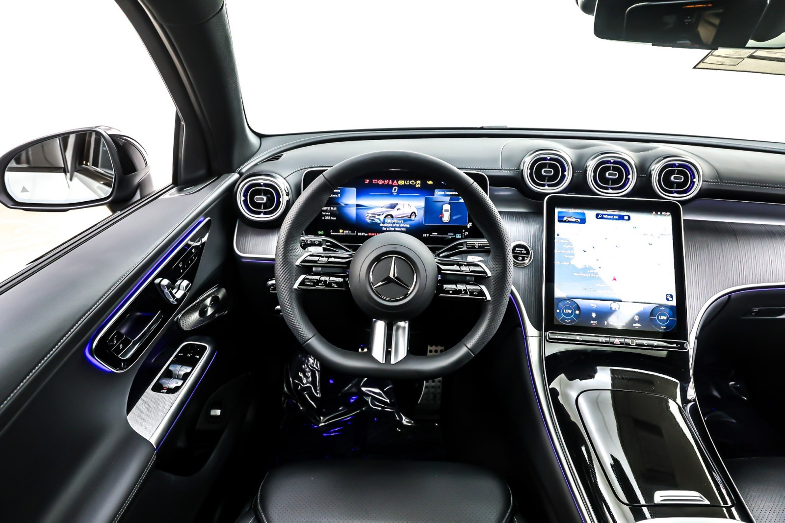 New 2026 MANUFAKTUR Alpine Grey Mercedes-Benz GLC 300 image 4