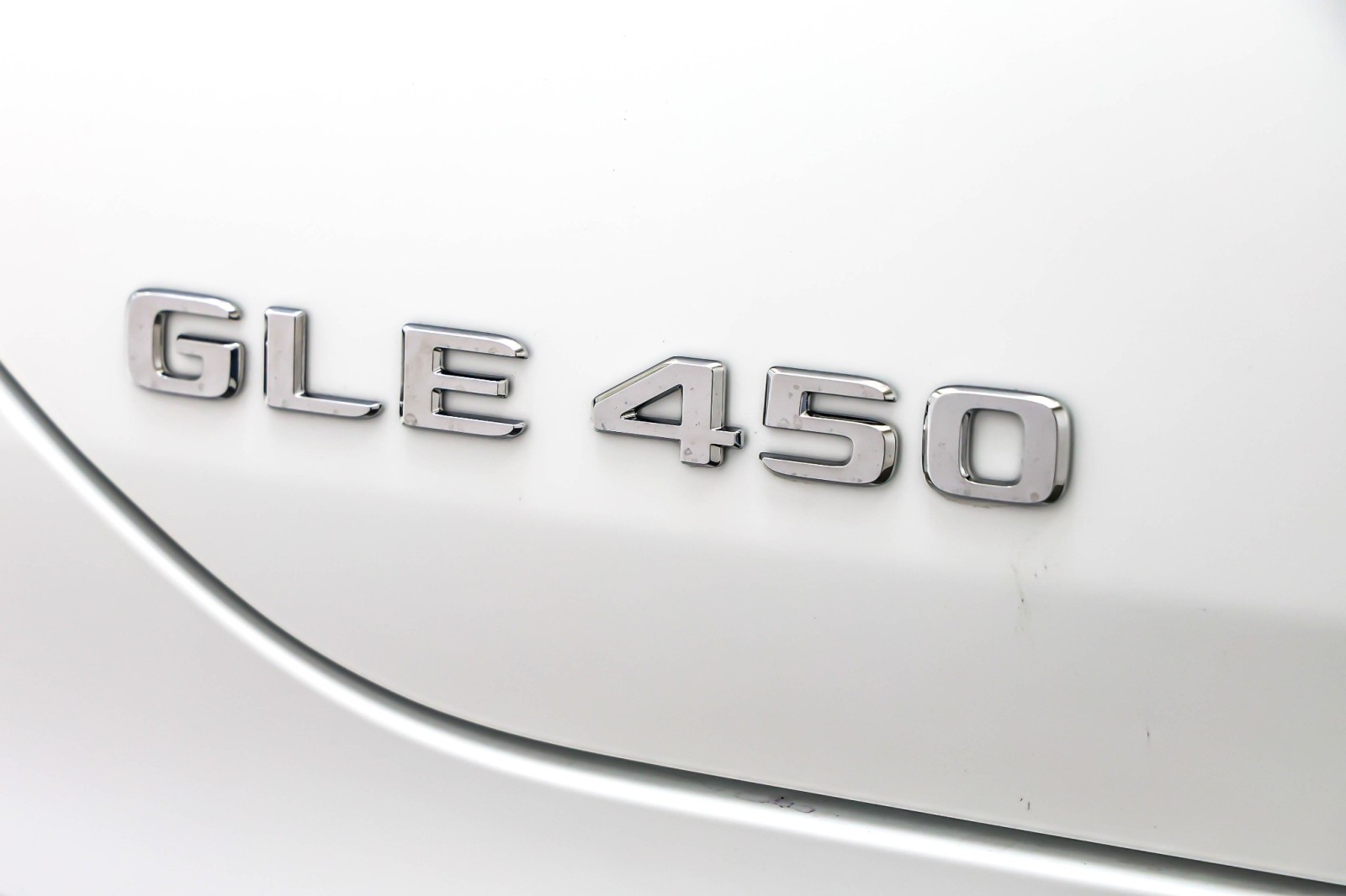 New 2026 Polar White Mercedes-Benz GLE 450 image 9