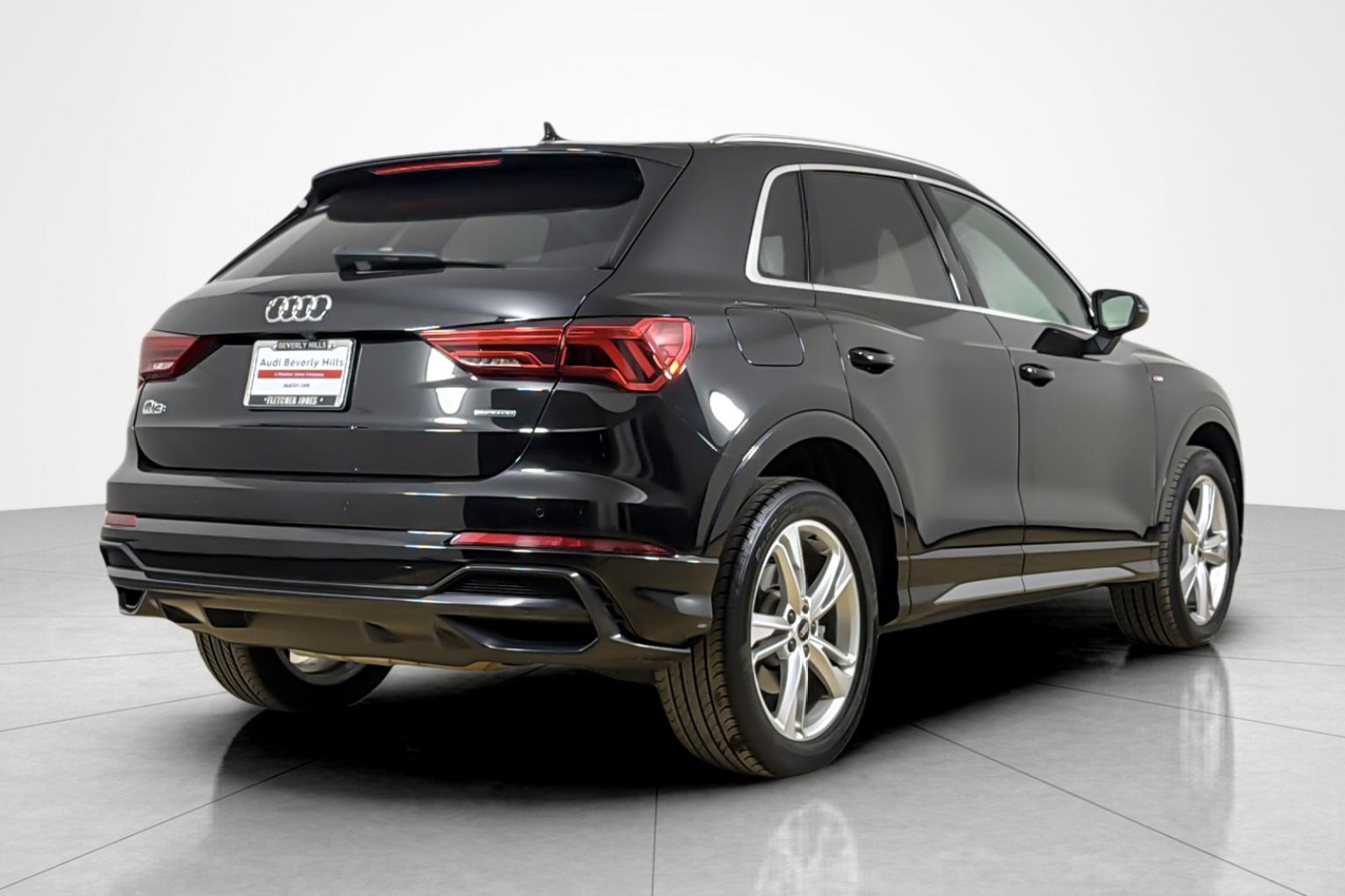 Used 2022 Mythos Black Metallic Audi S line Premium 45 TFSI quattro image 5