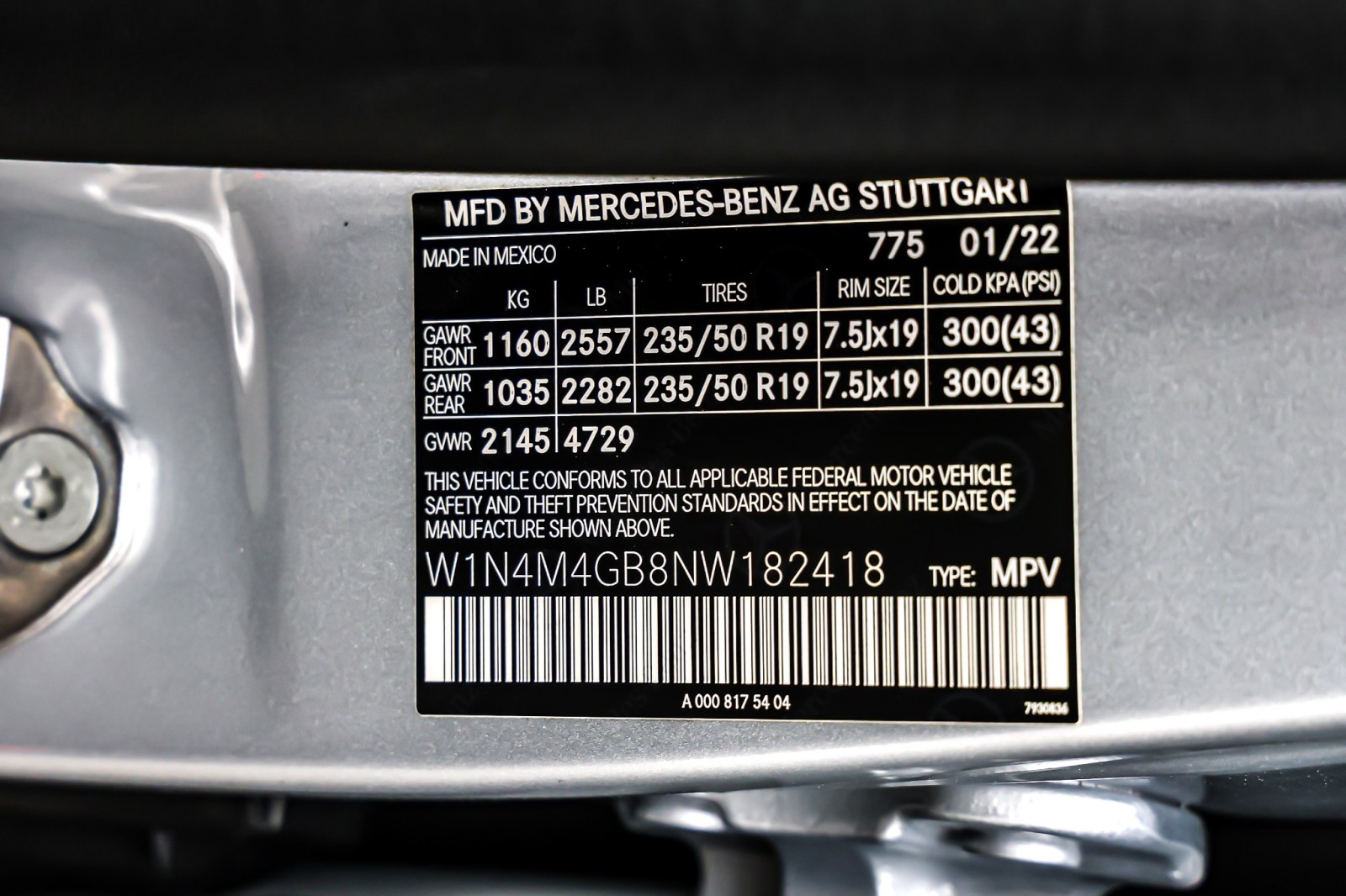 Used 2022 Iridium Silver Metallic Mercedes-Benz GLB 250 SUV image 25