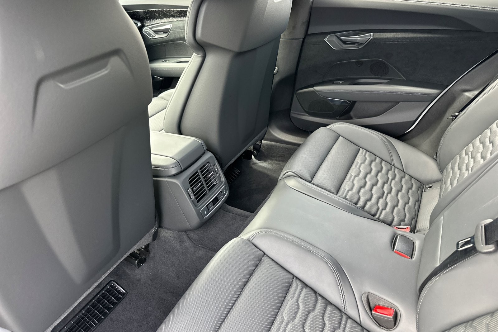 New 2026 Mythos Black Metallic Audi performance quattro image 11