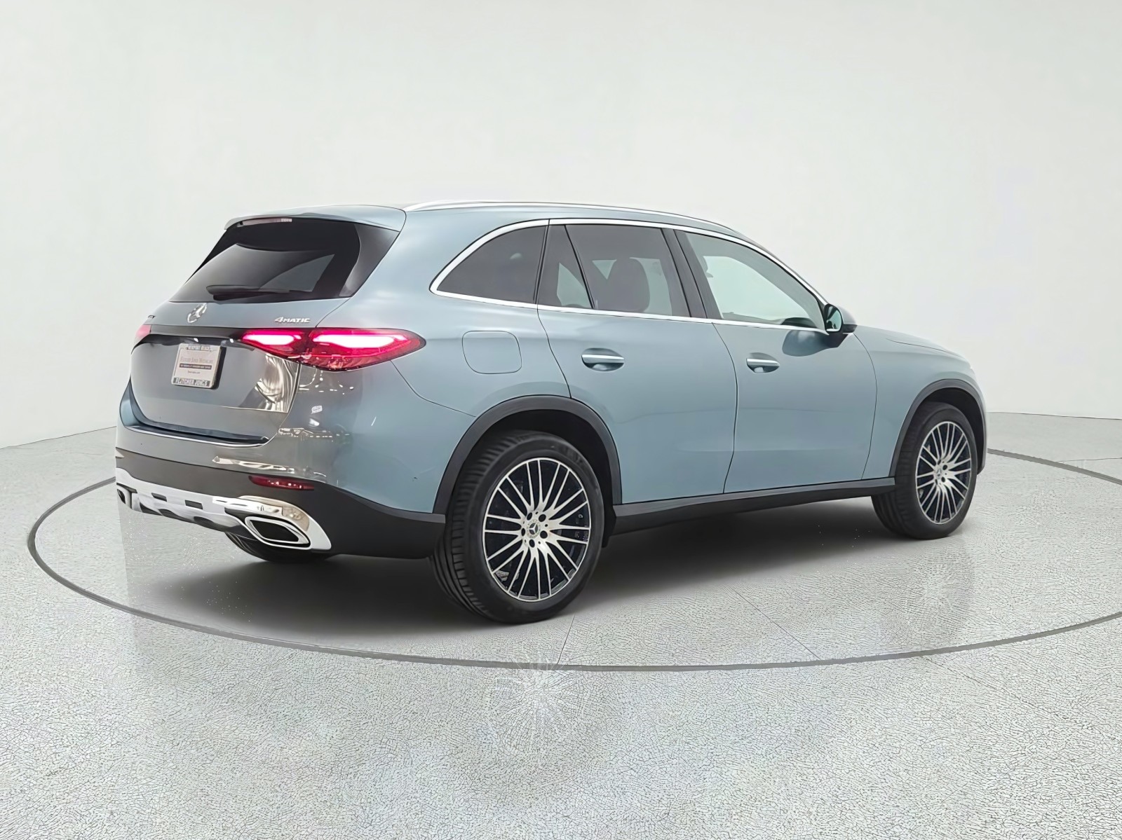 New 2026 Verde Silver Metallic Mercedes-Benz GLC 300 4MATIC® SUV image 5