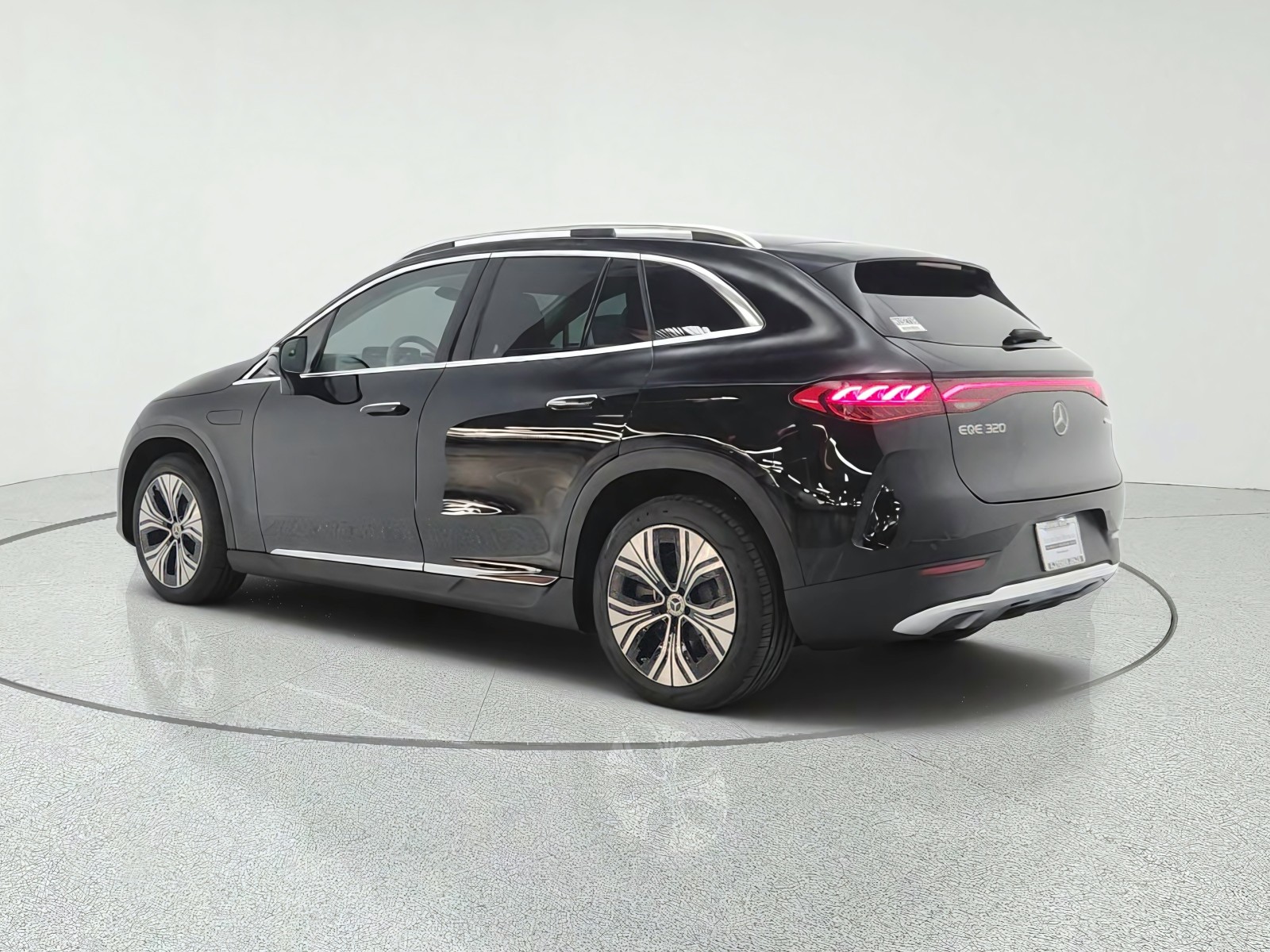 New 2027 Black Mercedes-Benz EQE 320 4MATIC® SUV image 7