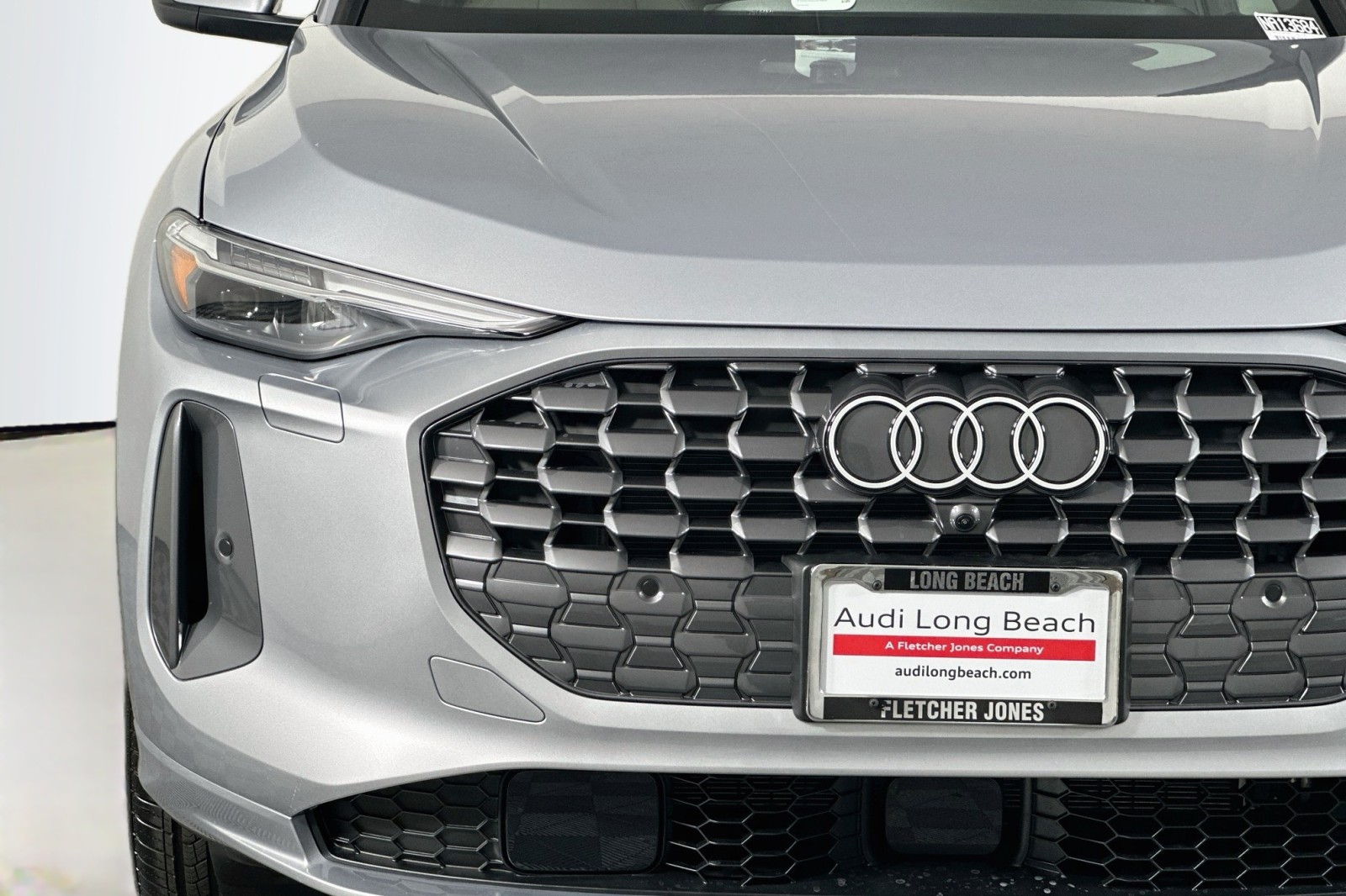 New 2026 Florett Silver Metallic Audi Premium Plus image 15