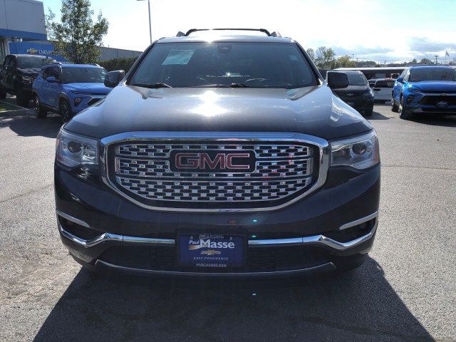 2017 GMC Acadia Denali 3