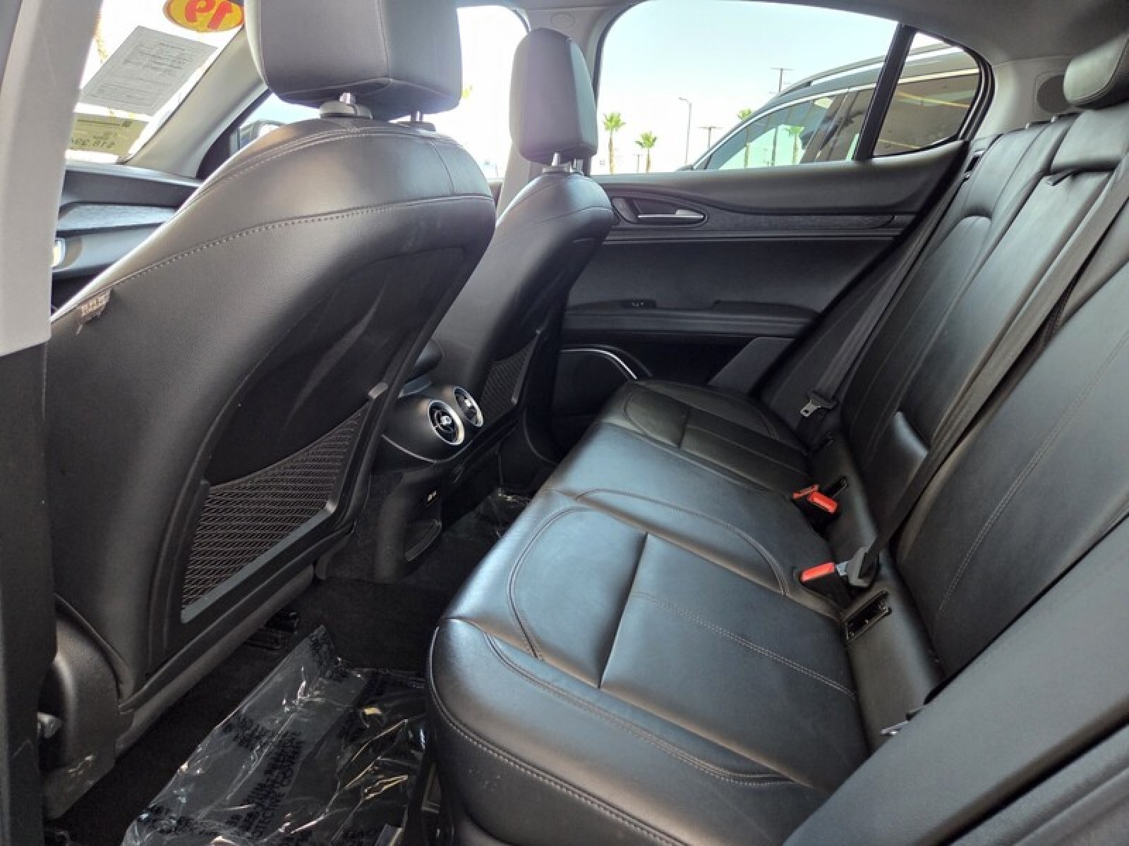 Used 2019 BLUE Alfa Romeo  image 17