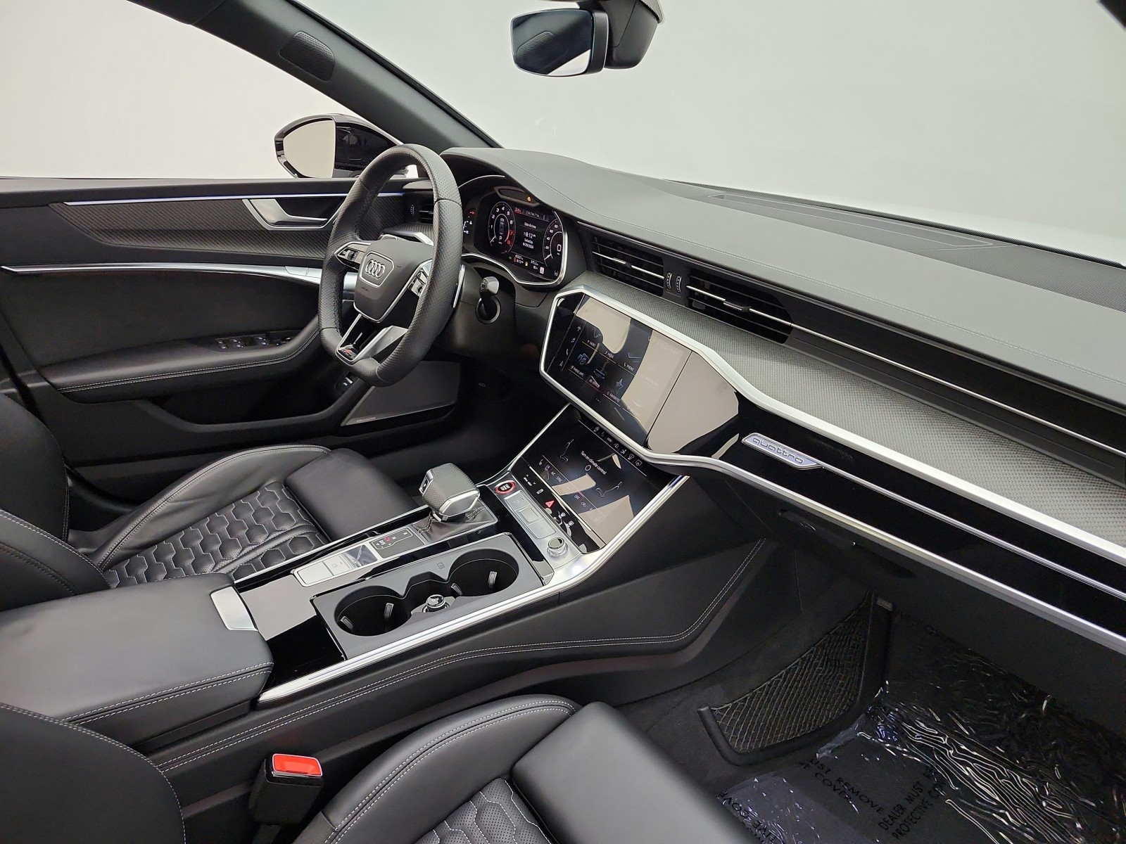 Used 2023 Glacier White Metallic Audi 4.0 TFSI quattro image 30