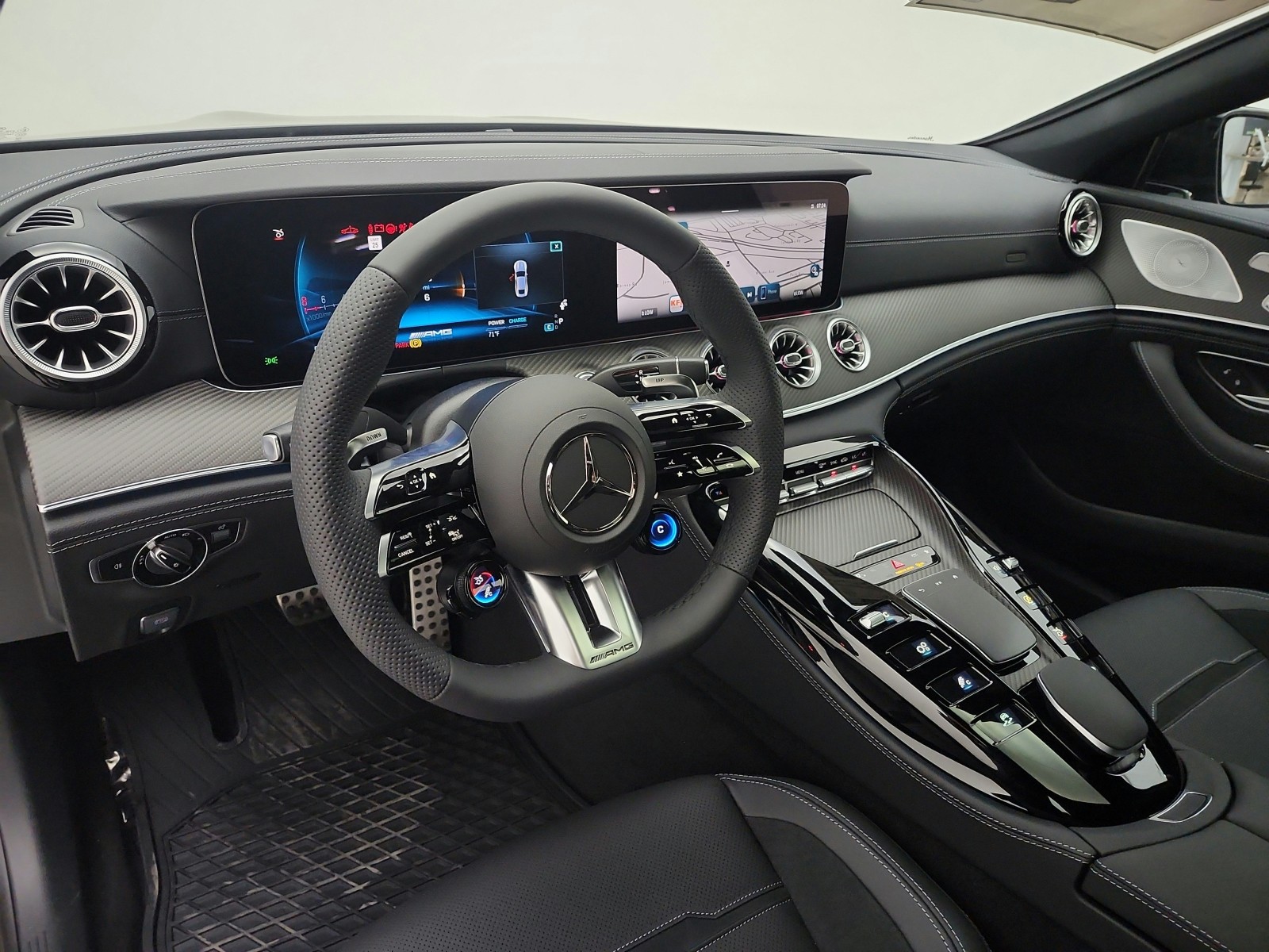 New 2026 MANUFAKTUR Graphite Grey Magno Mercedes-Benz AMG® GT 43 image 9